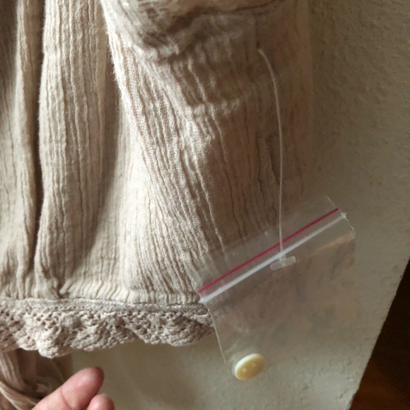 *SOLD* Free People Blush top with open back - Picture 5 of 6